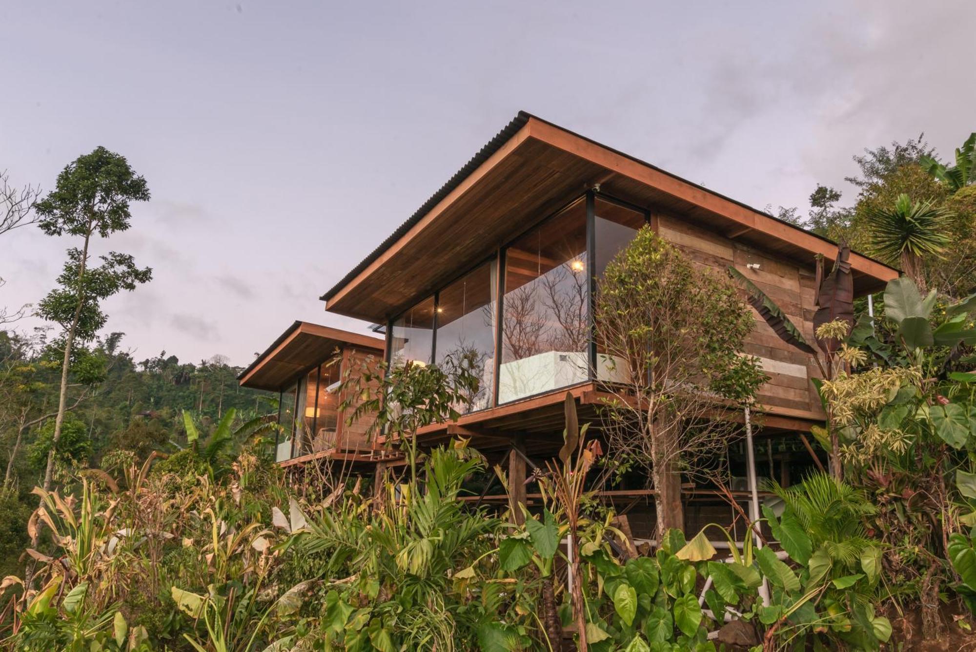 Kayukopi Villa Munduk Eksteriør bilde